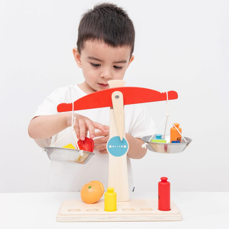 New Classic Toys - Balancing Scales