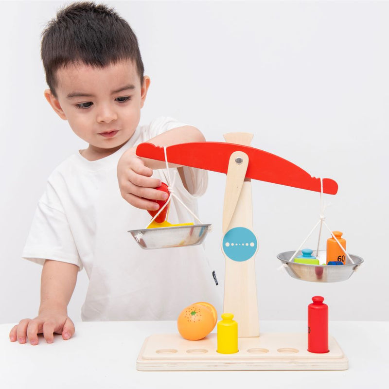 New Classic Toys - Balancing Scales