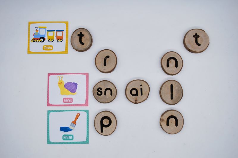 QToys - Wooden Phonogram Learning Kit