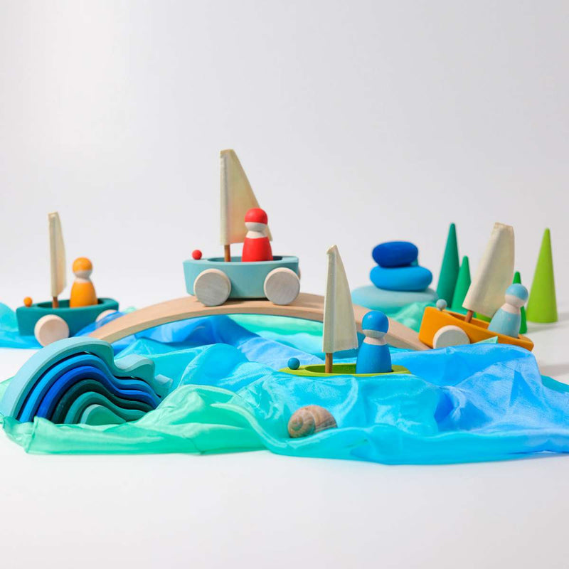 Grimm s Land Yachts with Sailors set of 4 Wooden World