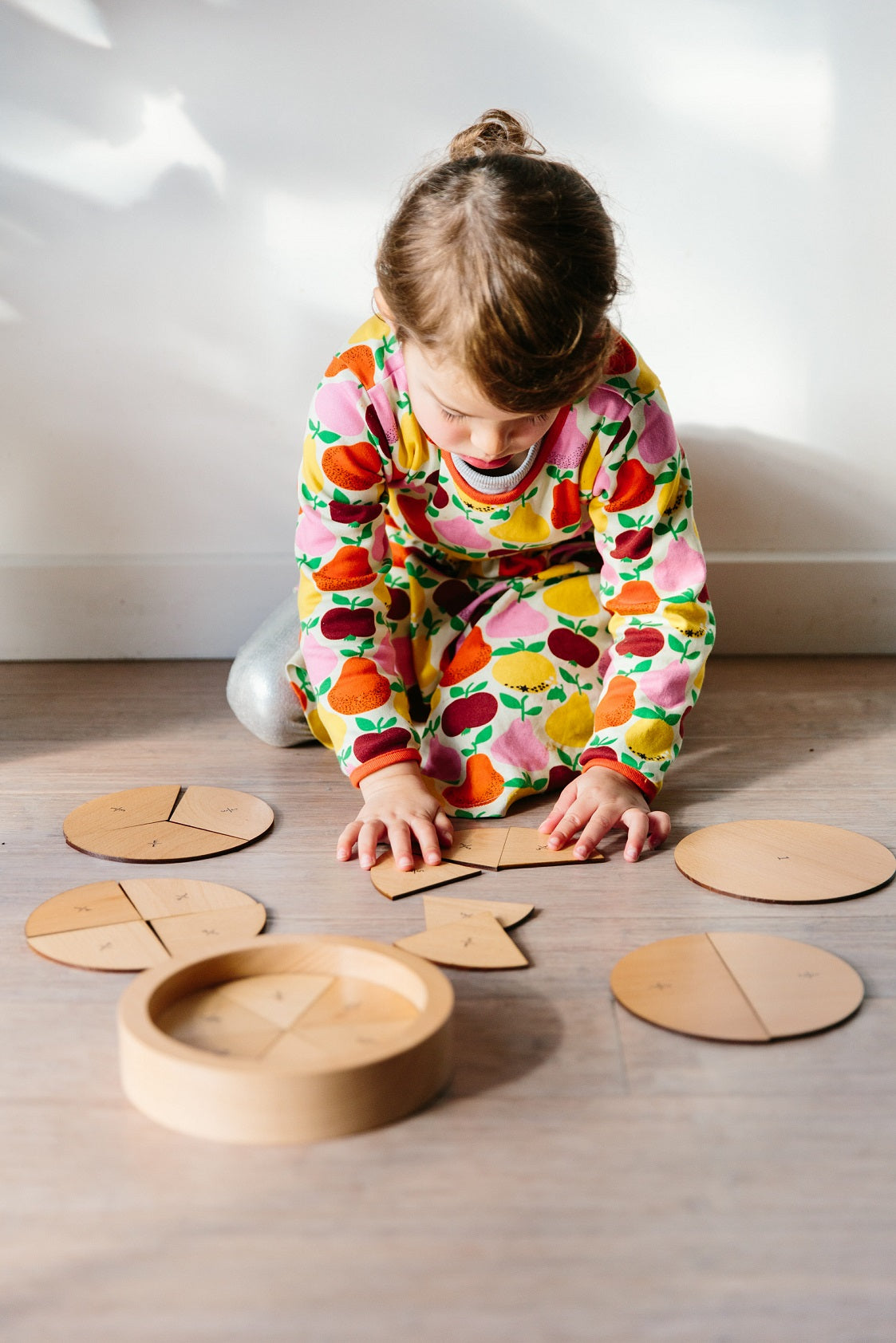 Freckled Frog - Learning Fractions - Wooden World